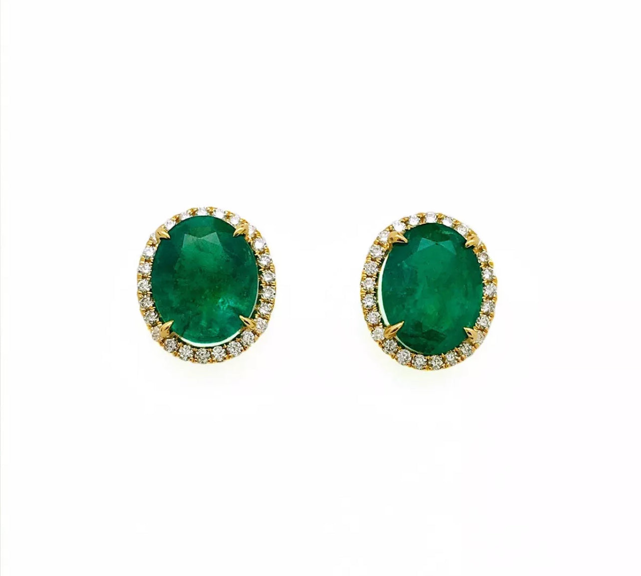 8.44 Ct Emerald F1-F2 (Brazilian)Certified & 0.80 Ct Dia 14K Yellow Gold Earring