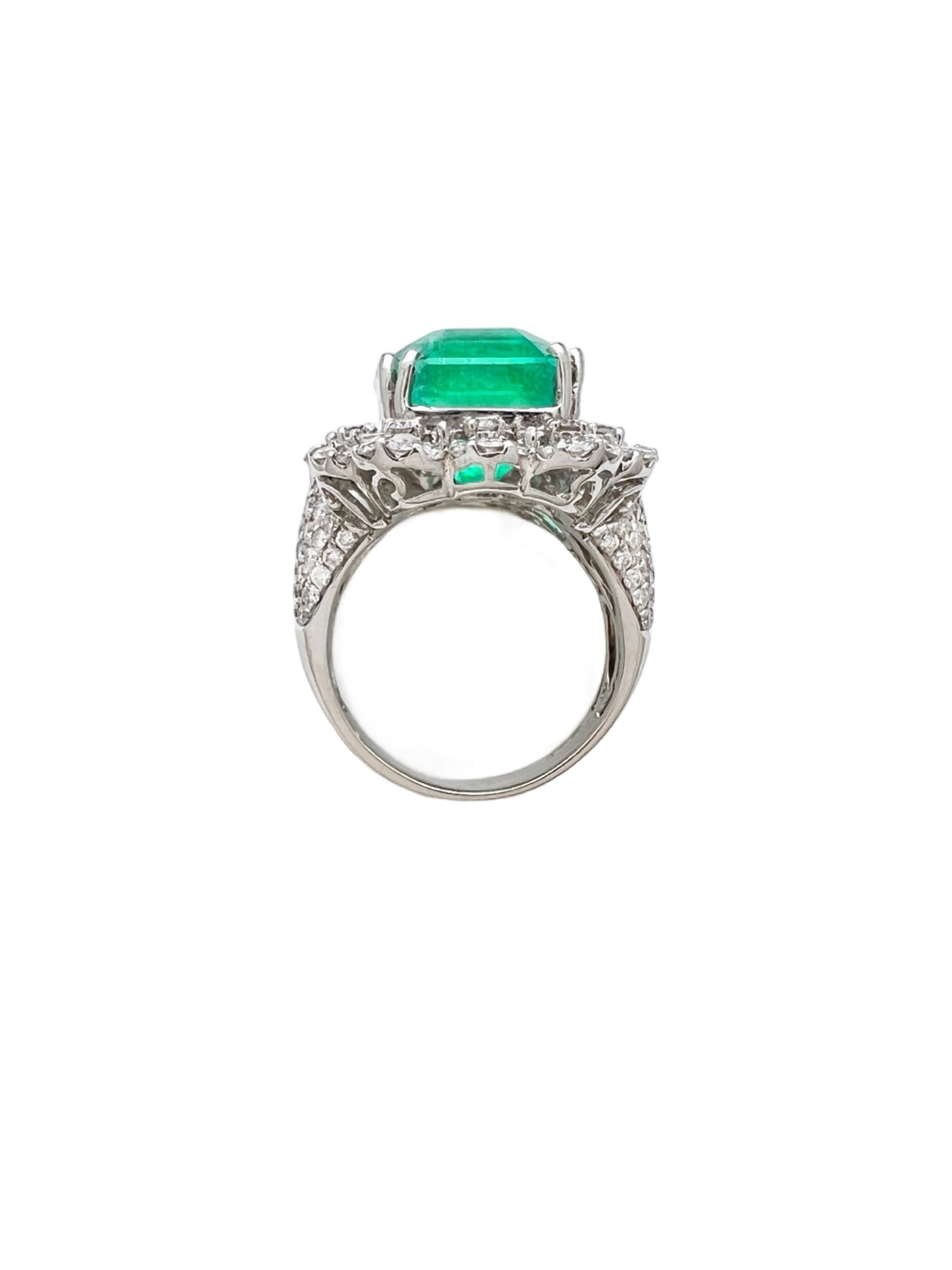 9.76Cts Colombian Emerald F1 (Certified) & 2.61Cts Diamonds VS2 Set 18Kt White Gold Ring