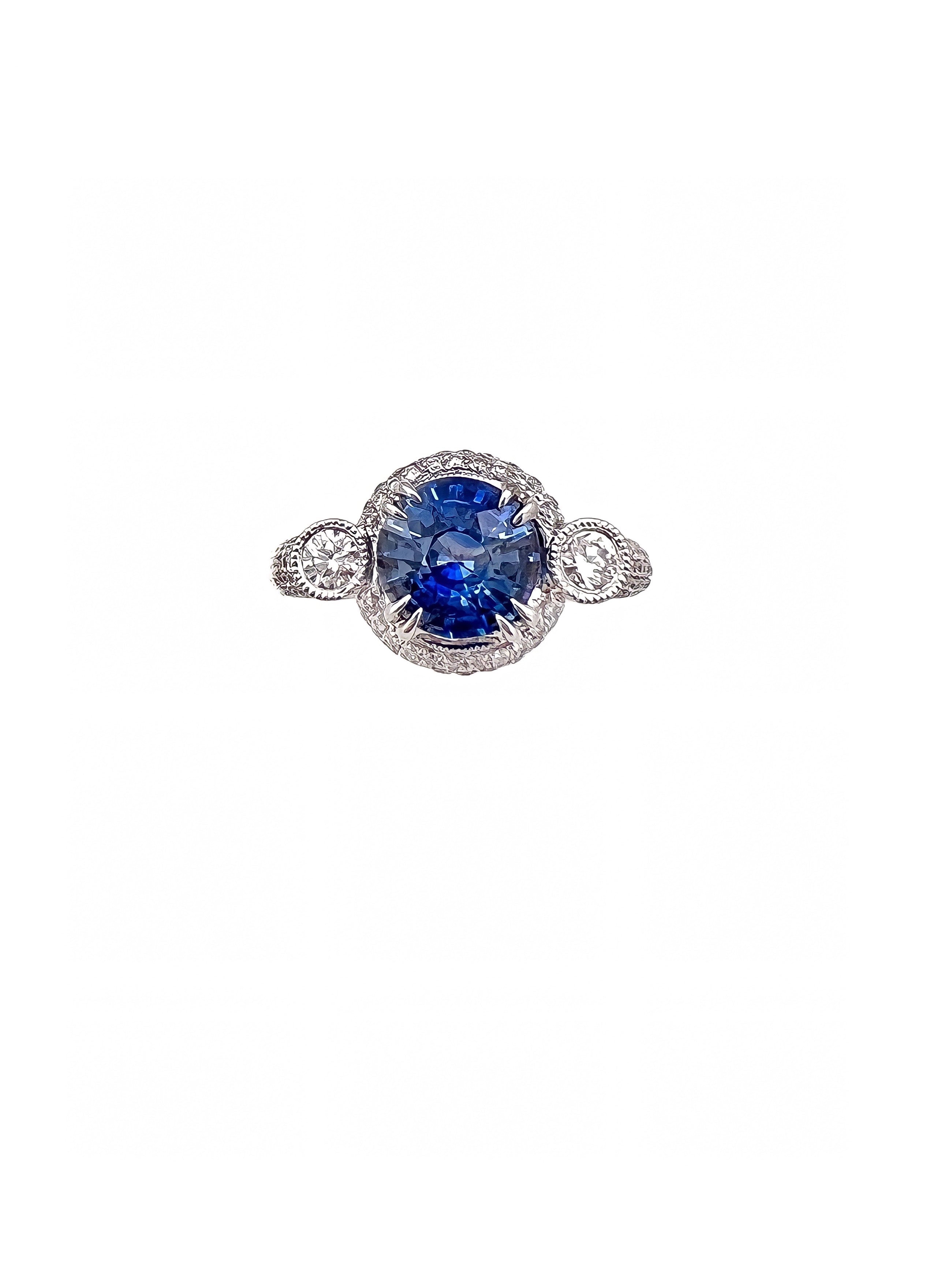 1.88 Carats Ceylon Sapphire Certified & 1.51 Carats Diamonds VS2 14Kt White Gold Ring