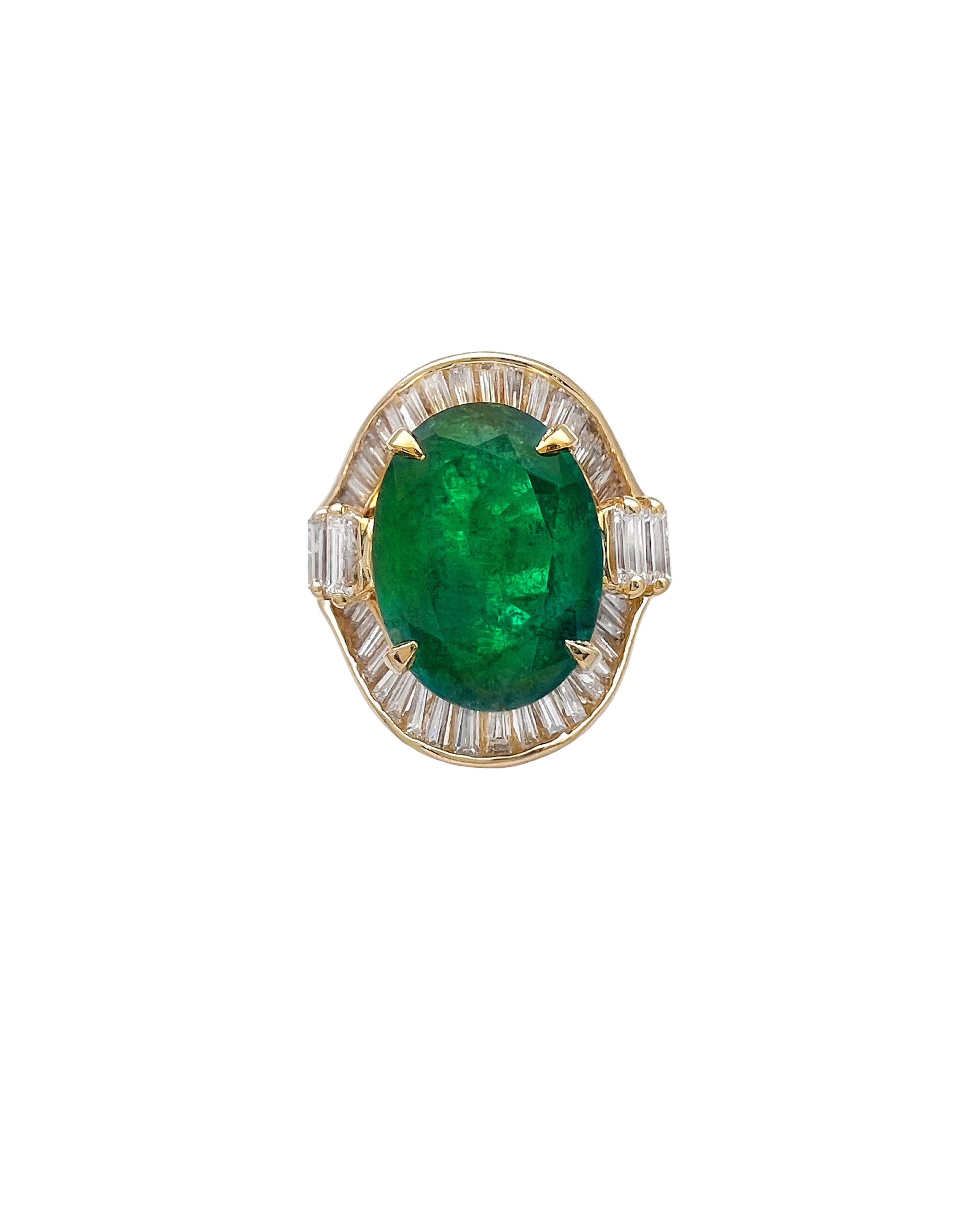 6.32 Carats Brazilian Emerald F2 (Certified) & 1.85 Carats Diamond VS2 Set In 14 Karat Yellow Gold Ring