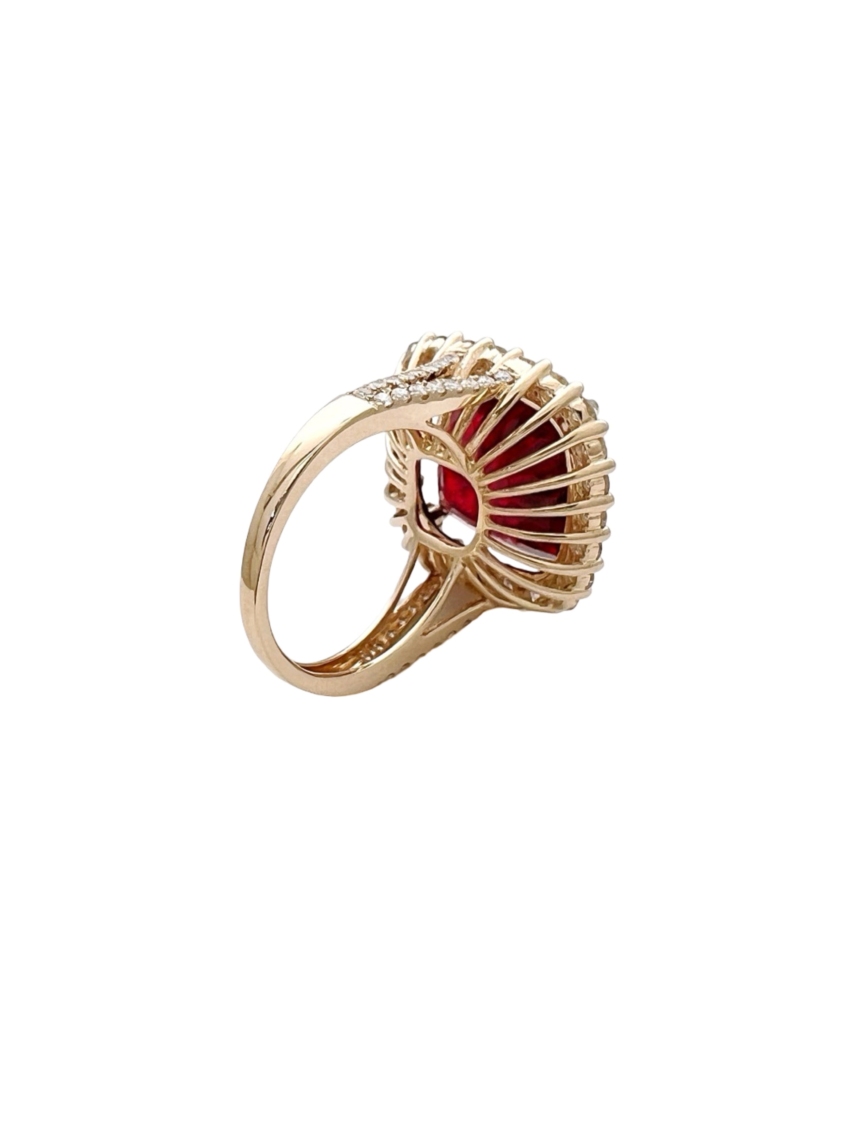11.95 Carats Rubellite Tourmaline (Certified) & 1.76 Carats Diamonds VS2 Set In 14K Yellow Gold Ring