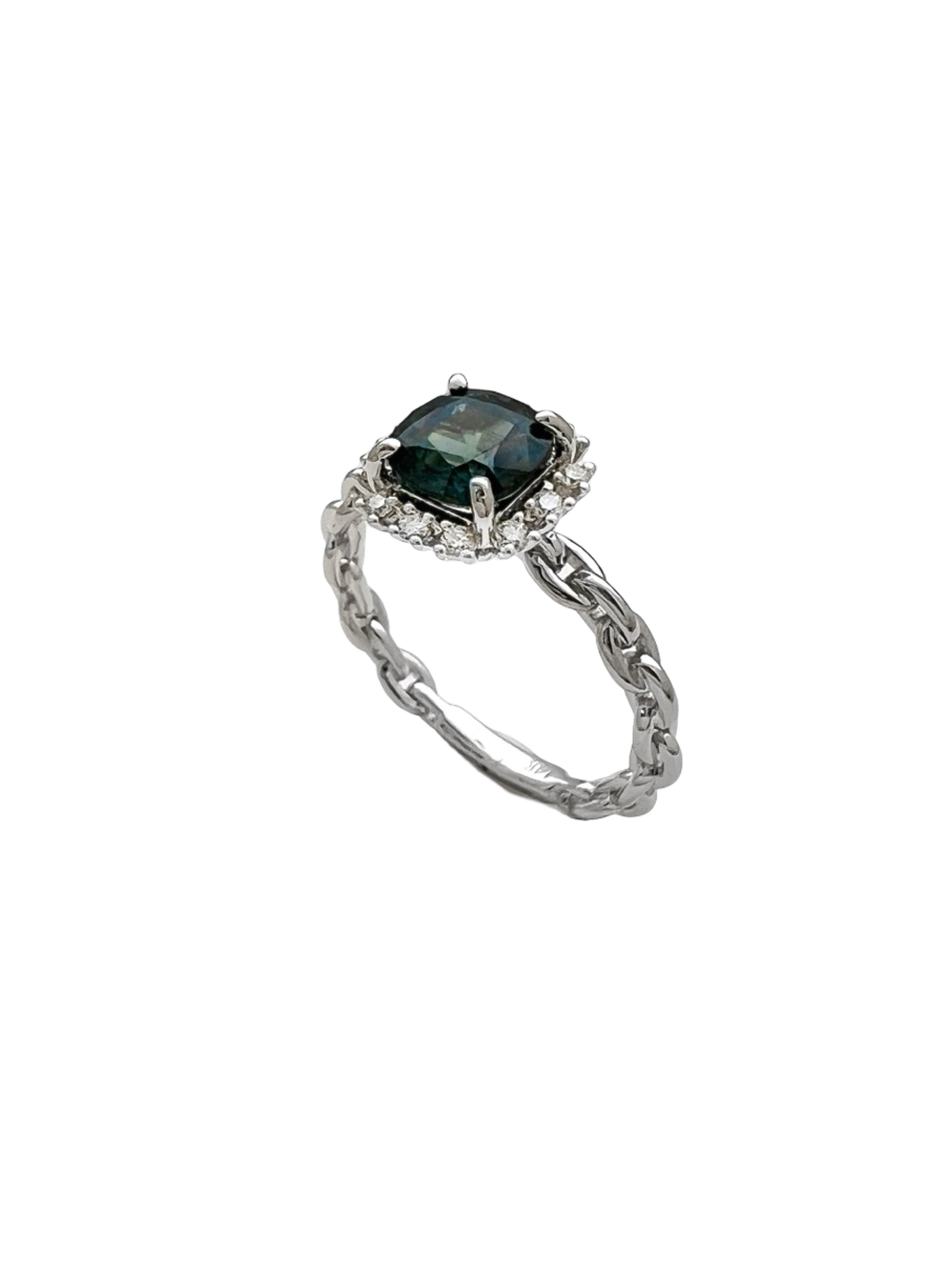 1.70 Carats Ceylon Sapphire Heat (Certified) & 0.25 Carats Diamonds VS2 Set In 14K Gold Ring