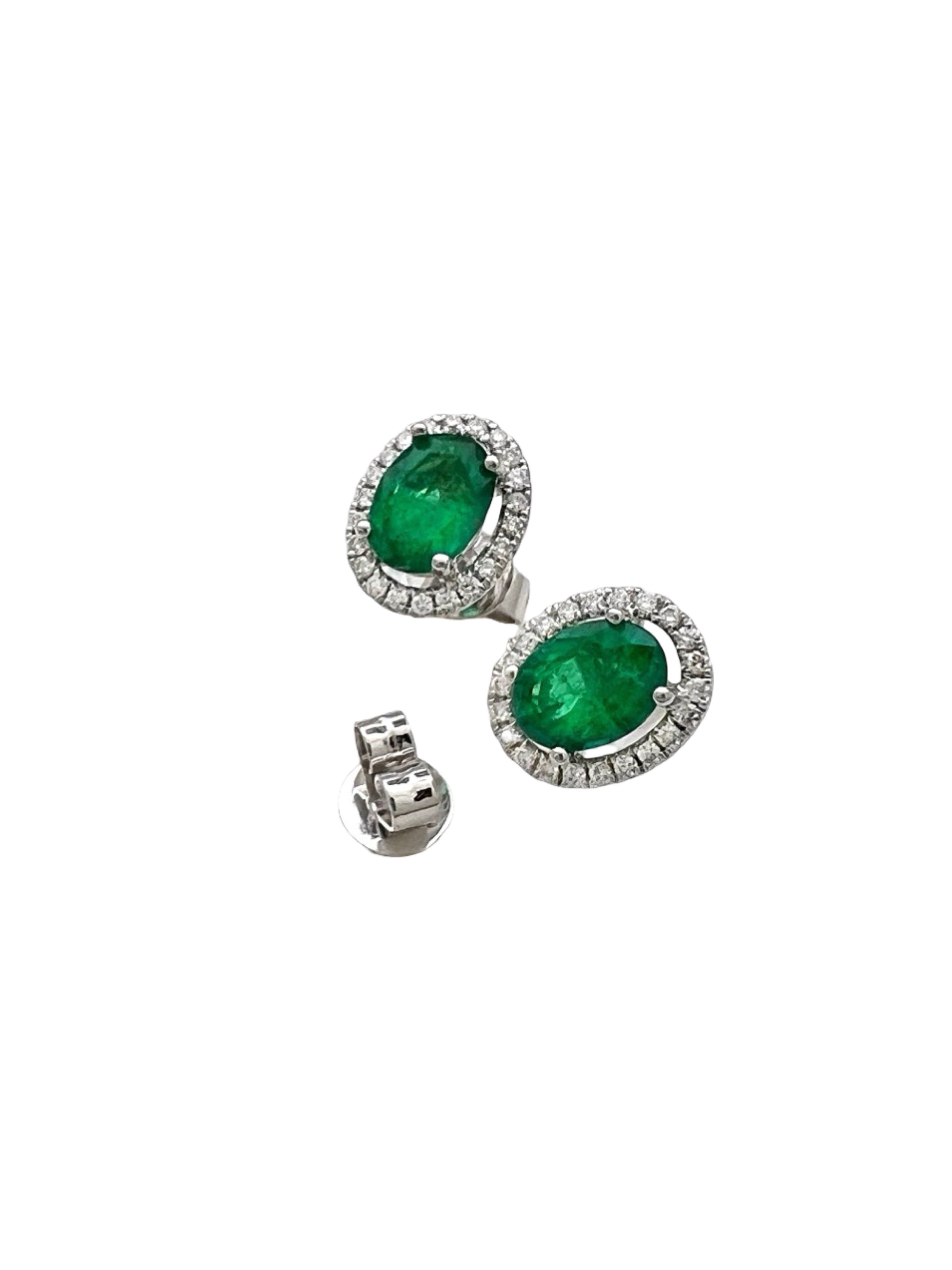 1.33 Carats Brazilian Emeralds “No Oil” ( Certified) & 0.38 Carats Diamonds VS2 Set In 28 Karat White Gold Earrings