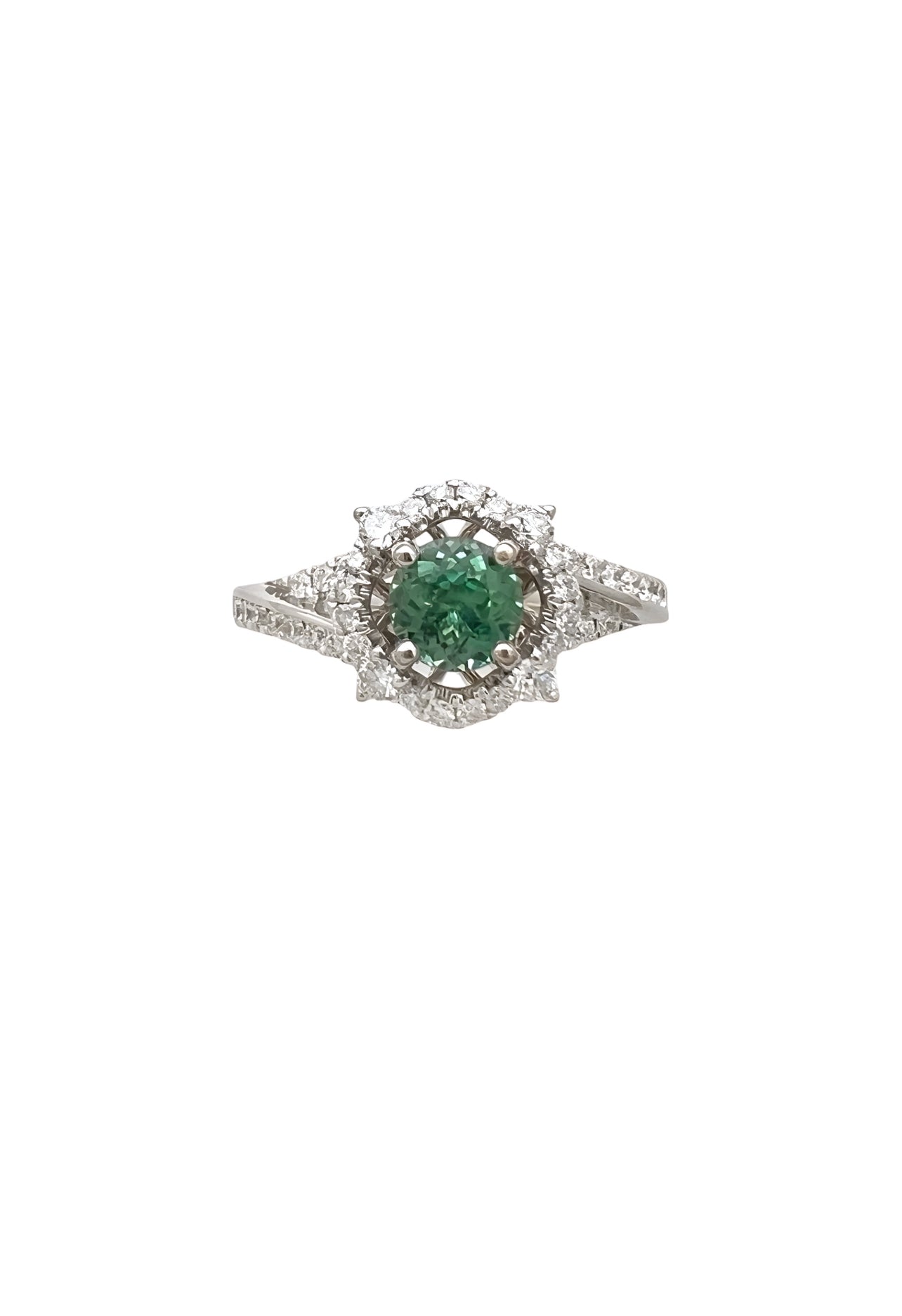 0.57 Carats Alexandrite GIA (Certified) & 0.92 Carats Diamond VS2 Set In 14K White Gold Ring