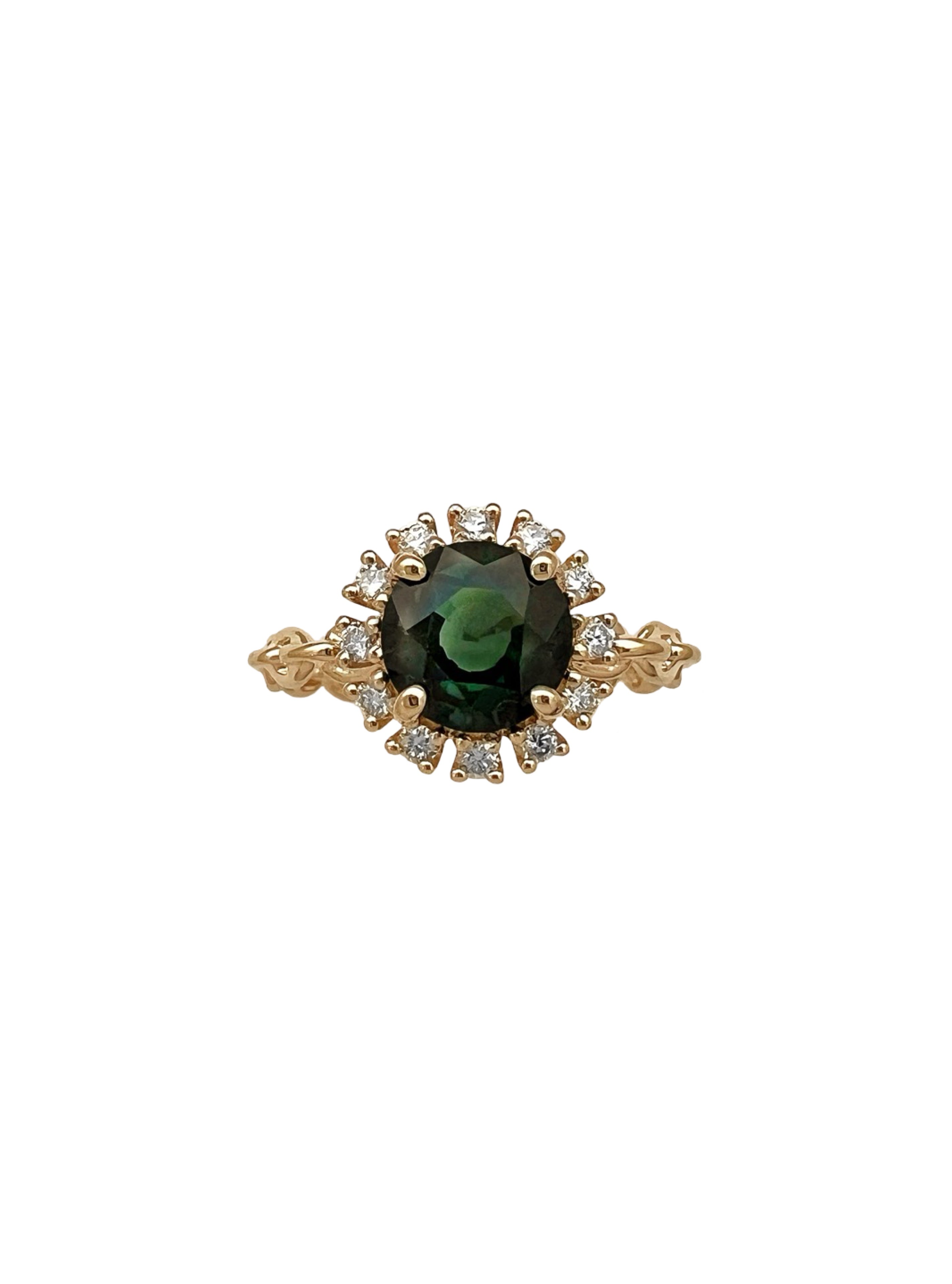 1.79 Carats Ceylon Sapphire (Certified) & 0.31 Carats Diamonds VS2 Set In 14K Yellow Gold Ring