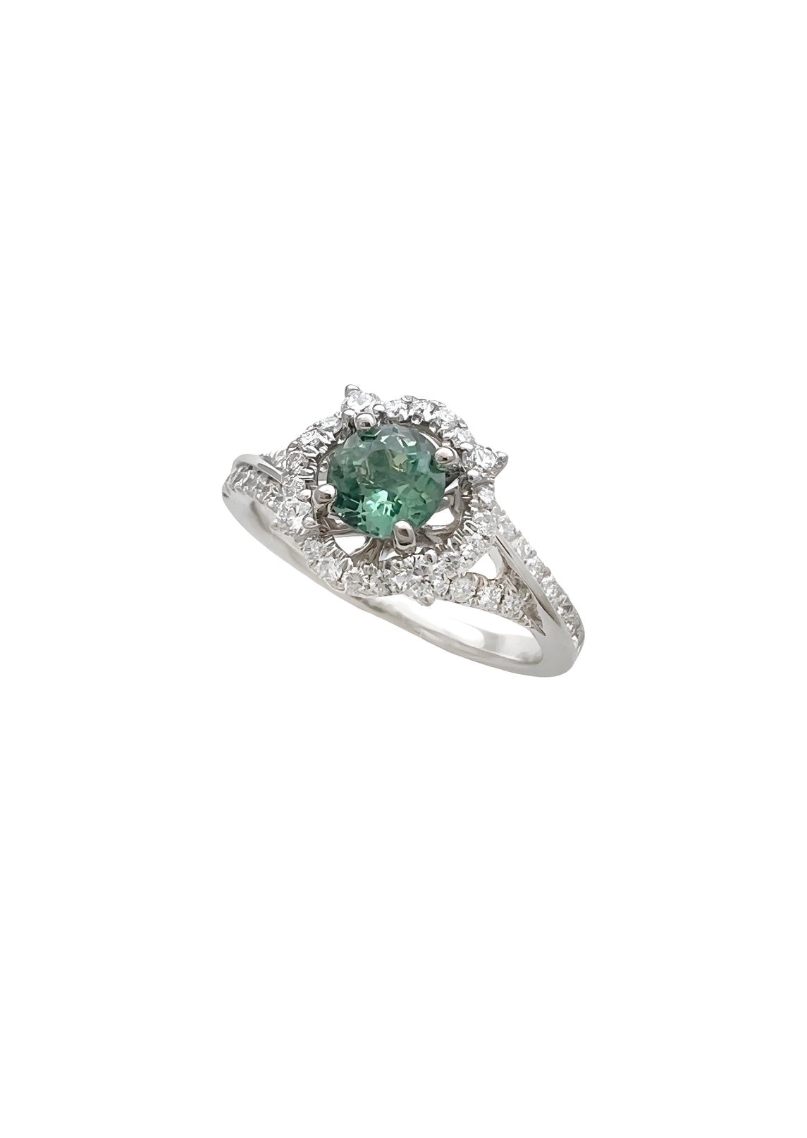 0.57 Carats Alexandrite GIA (Certified) & 0.92 Carats Diamond VS2 Set In 14K White Gold Ring