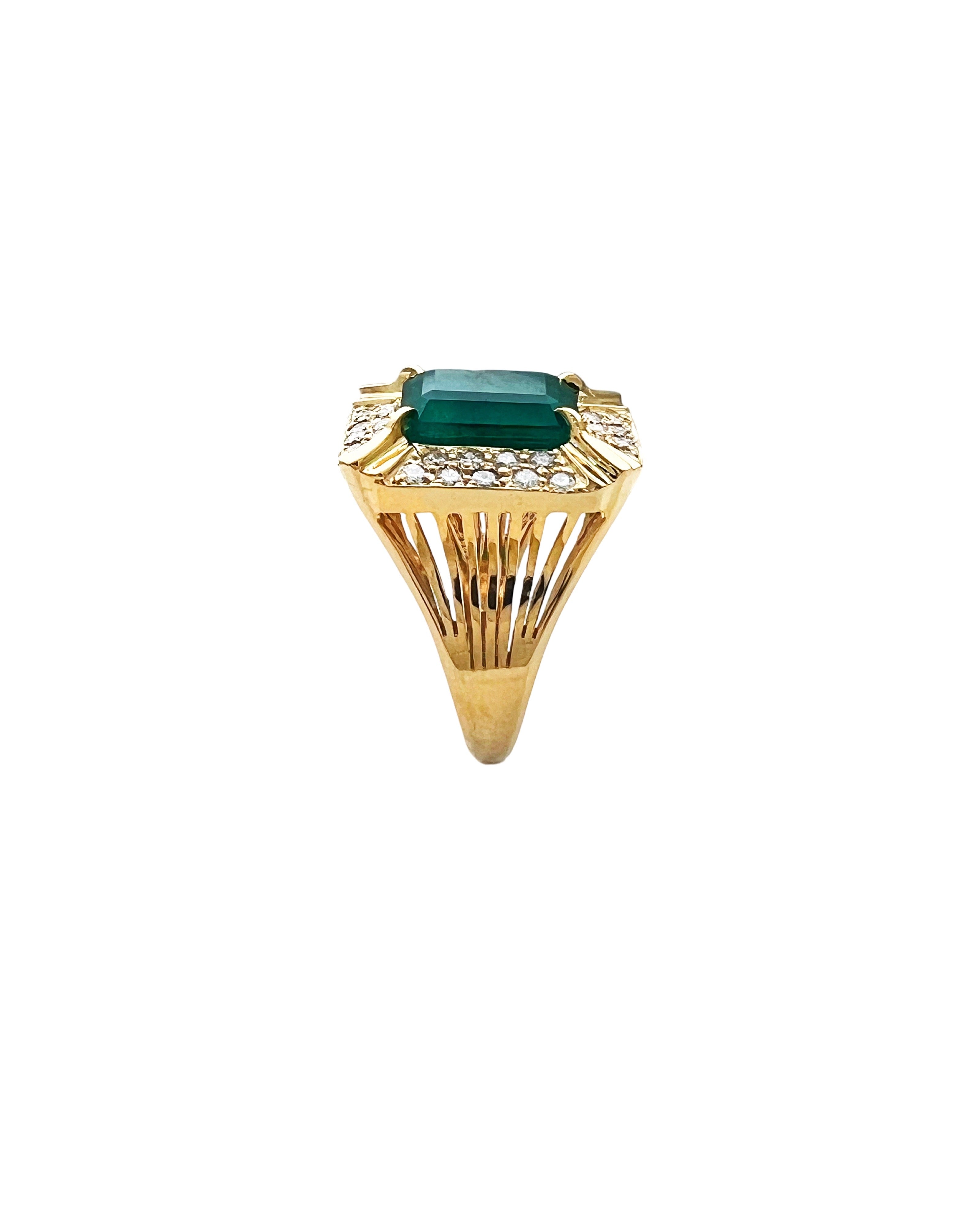5.31 Carats Emerald Brazil F1 (Certified) & 0.81 Carats Diamonds Set In 14 Karat Yellow Gold Ring