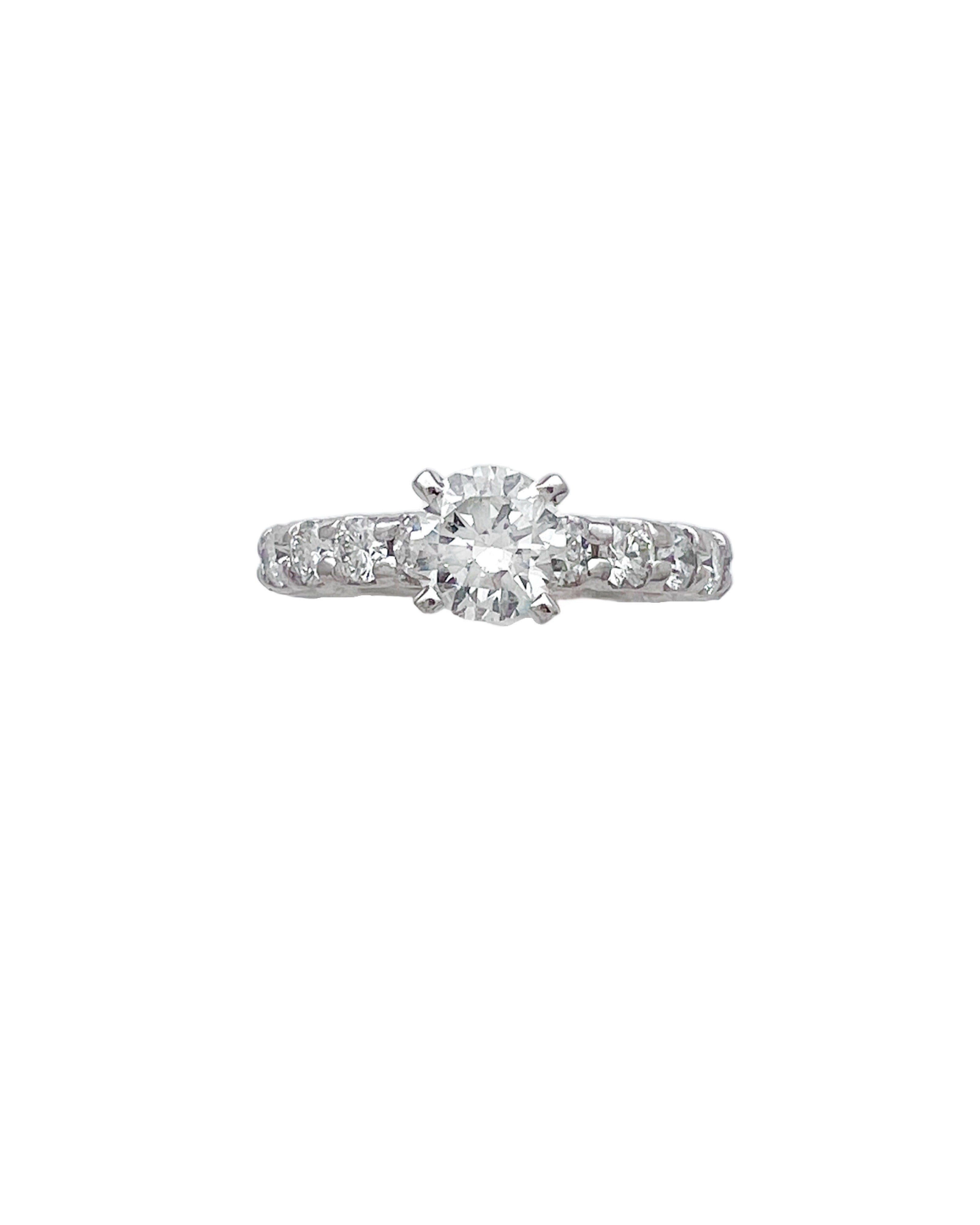 2.96 Carats Diamonds VS2/ Center 0.92 Carats SI2 (Certified) Set In 14 Karat White Gold Ring
