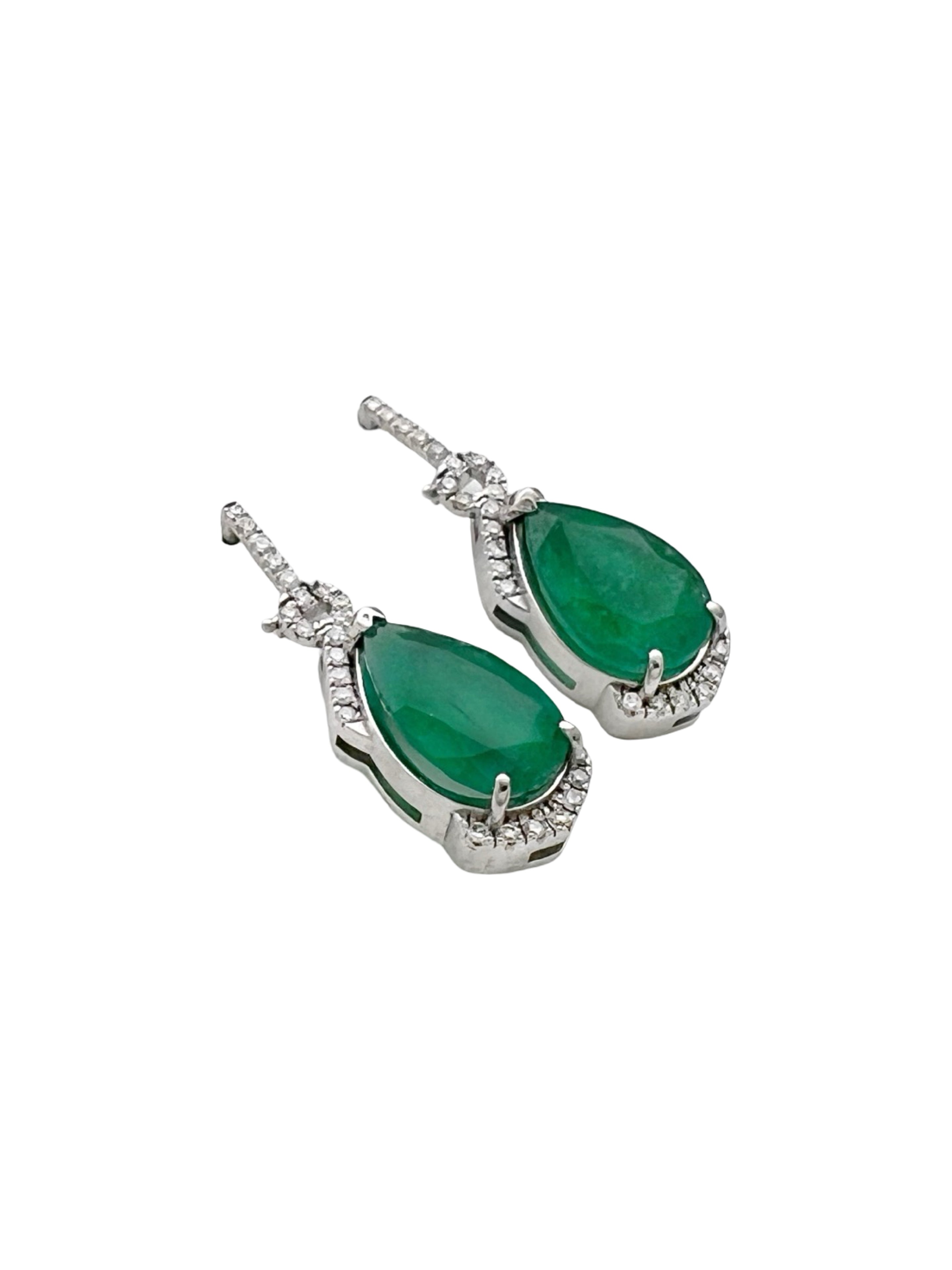 5.76 Carats Colombian Emeralds F1 (Certified) & 0.81 Carats Diamonds Set in 14K White Gold Earrings