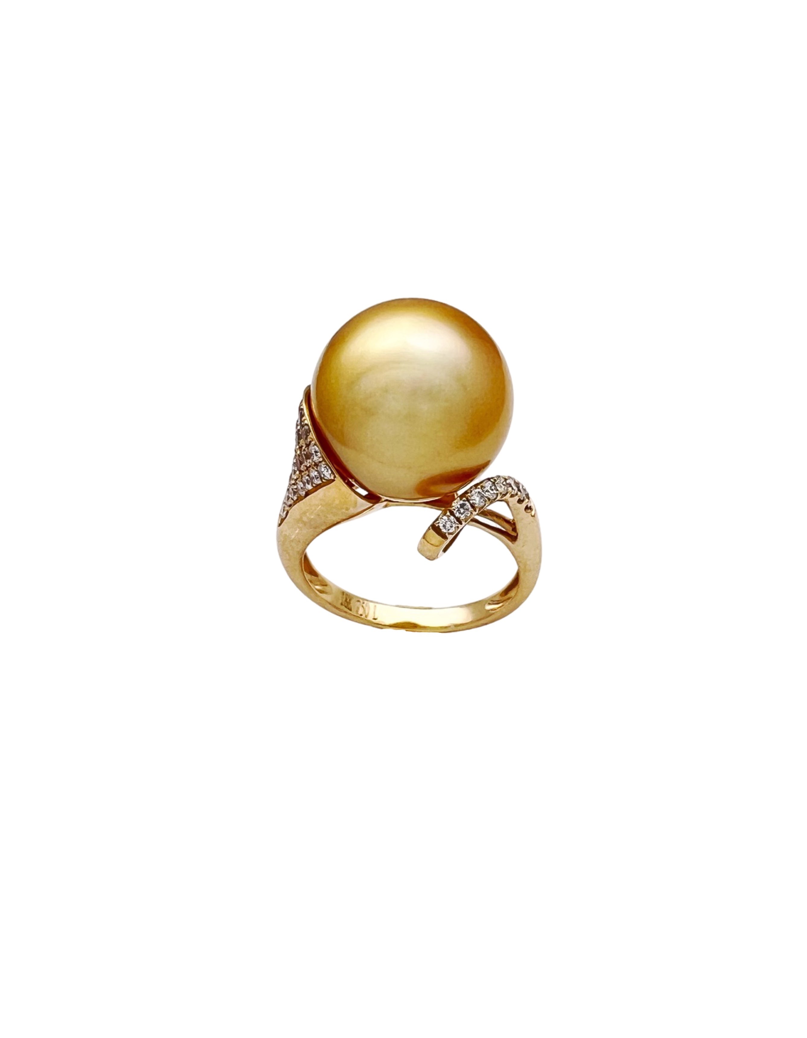 13.9MM Golden South Sea Pearl Certified & 0.31 CTS Diamonds Set In 18 Karat Yellow Gold Ring