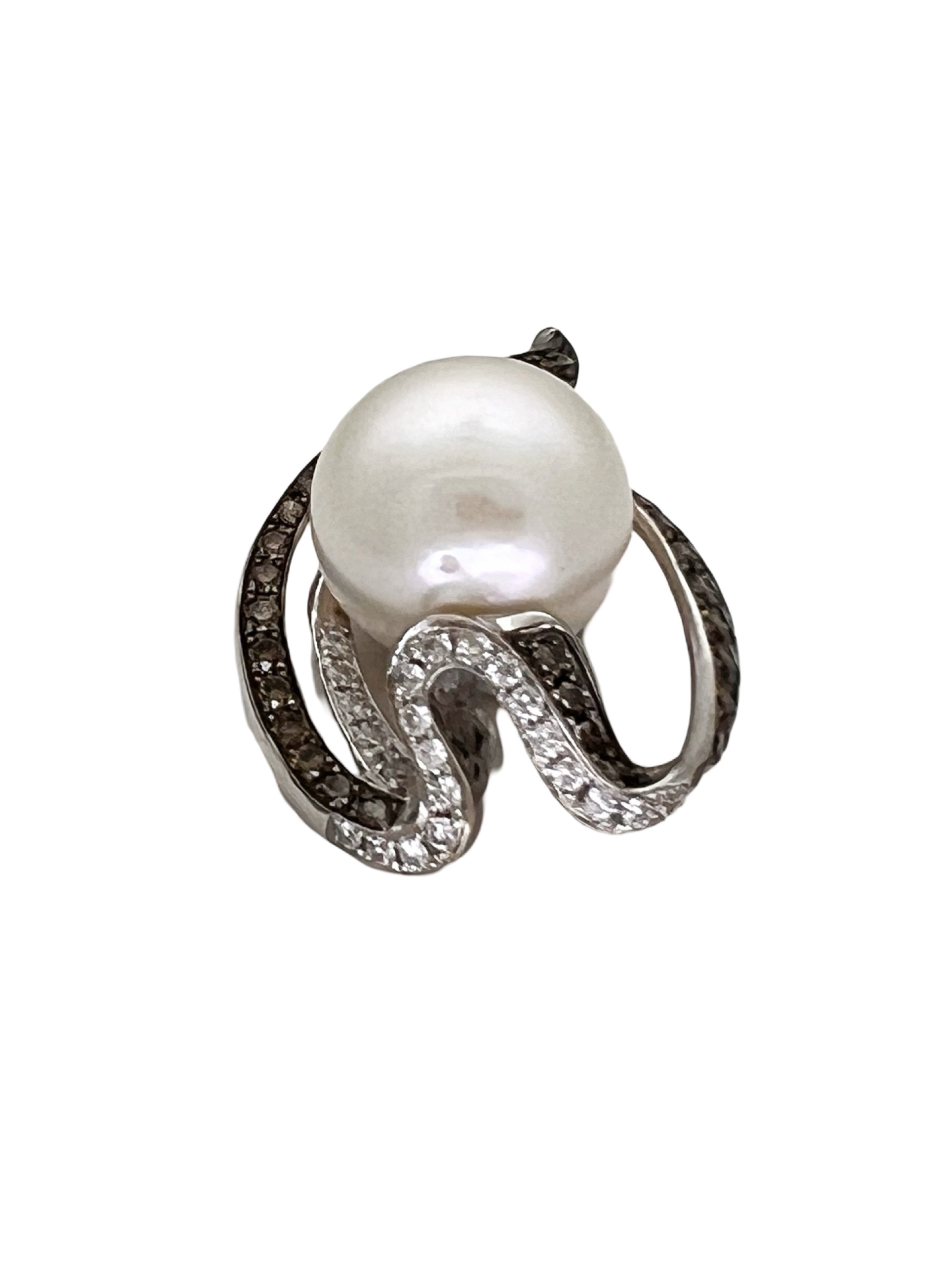 White South Sea Pearl & 1.03 Carats Of Chocolate-White Diamonds Set in 18 Karat White Gold Pendant & Chain Necklace