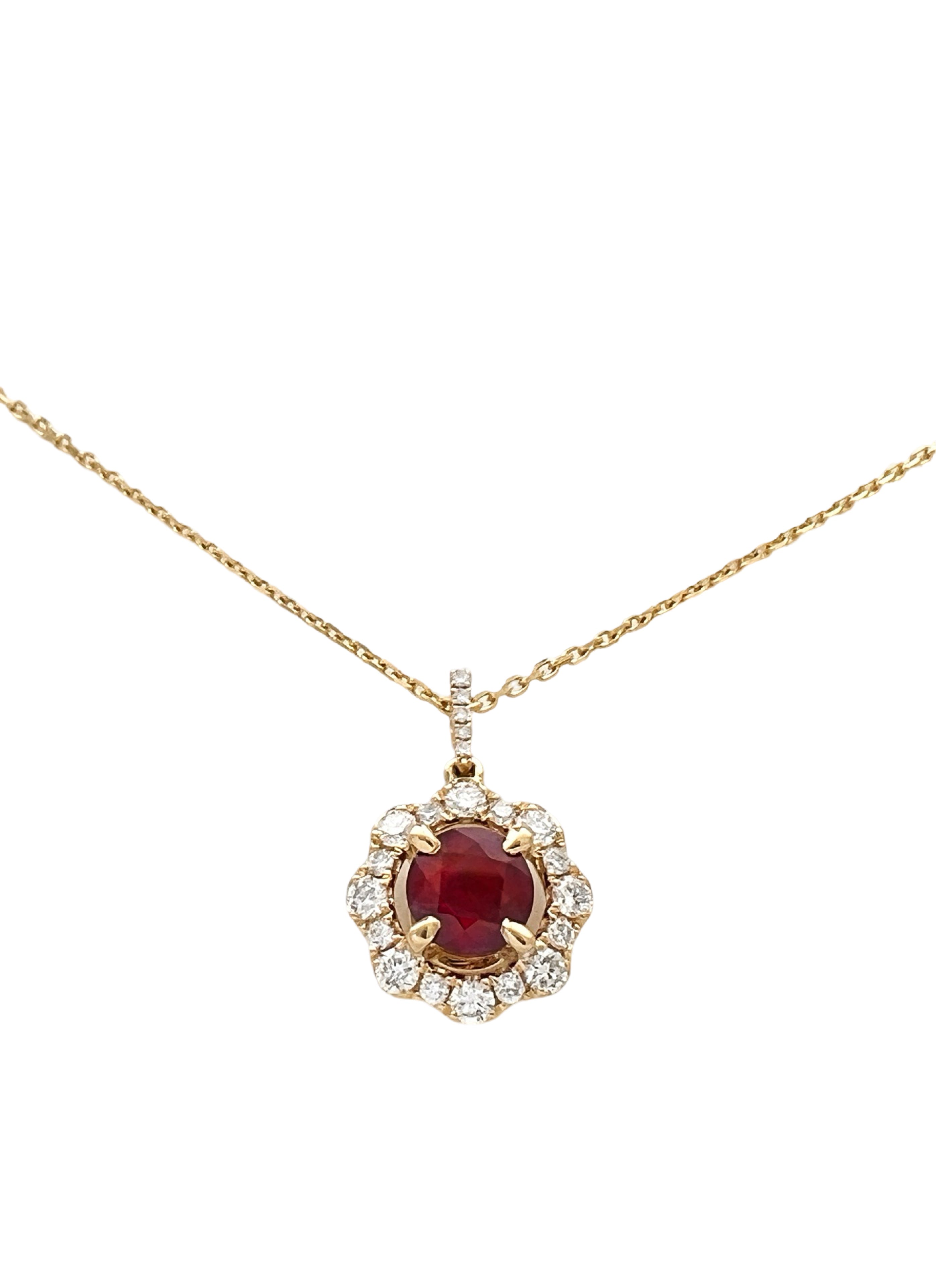 1.28 Carats Burma Ruby (Certified) & 0.88 Carats Diamond 18K Yellow Gold Pendant & Chain