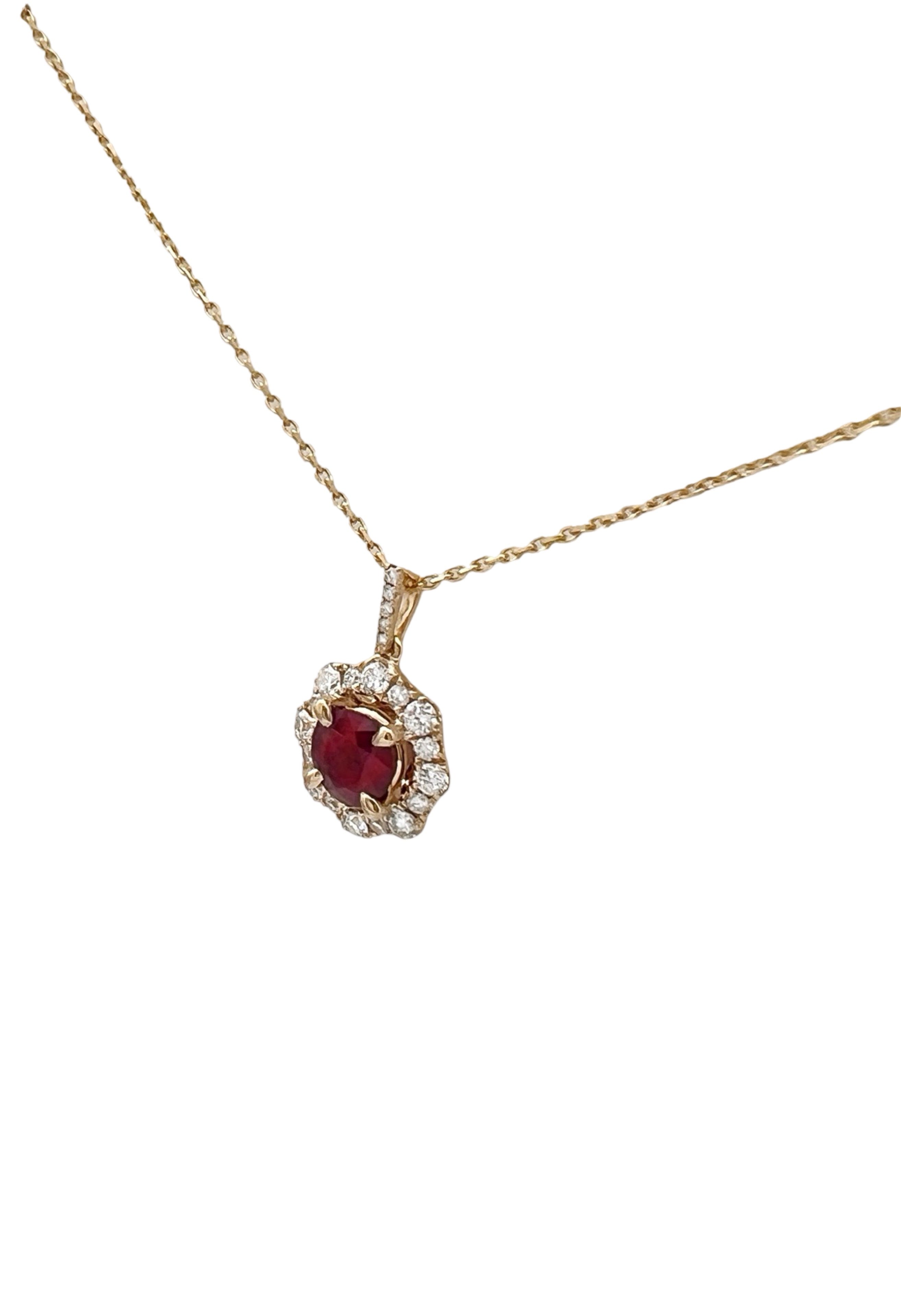 1.28 Carats Burma Ruby (Certified) & 0.88 Carats Diamond 18K Yellow Gold Pendant & Chain