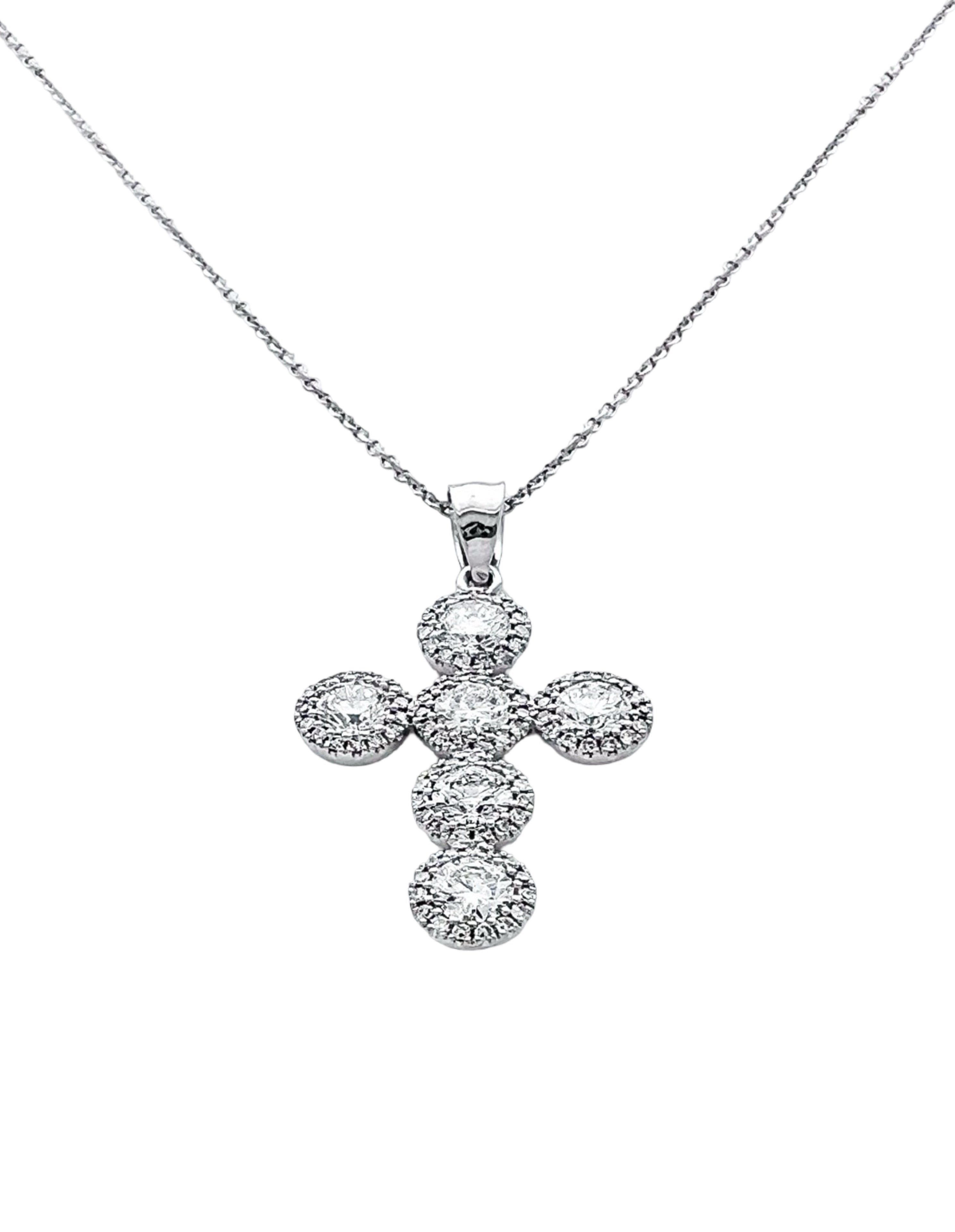 1.72 Carats Diamonds VS2 Set In 14 Karat White Gold With 14 Karat White Gold Diamond-Cut Rolo Chain 17 Inches Adjust 18 Inches