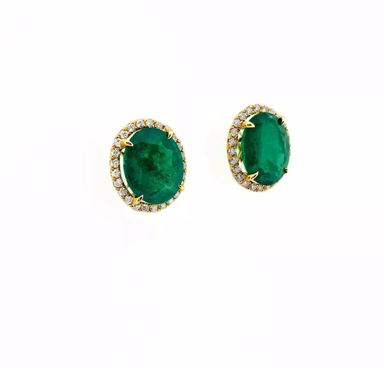 8.44 Ct Emerald F1-F2 (Brazilian)Certified & 0.80 Ct Dia 14K Yellow Gold Earring