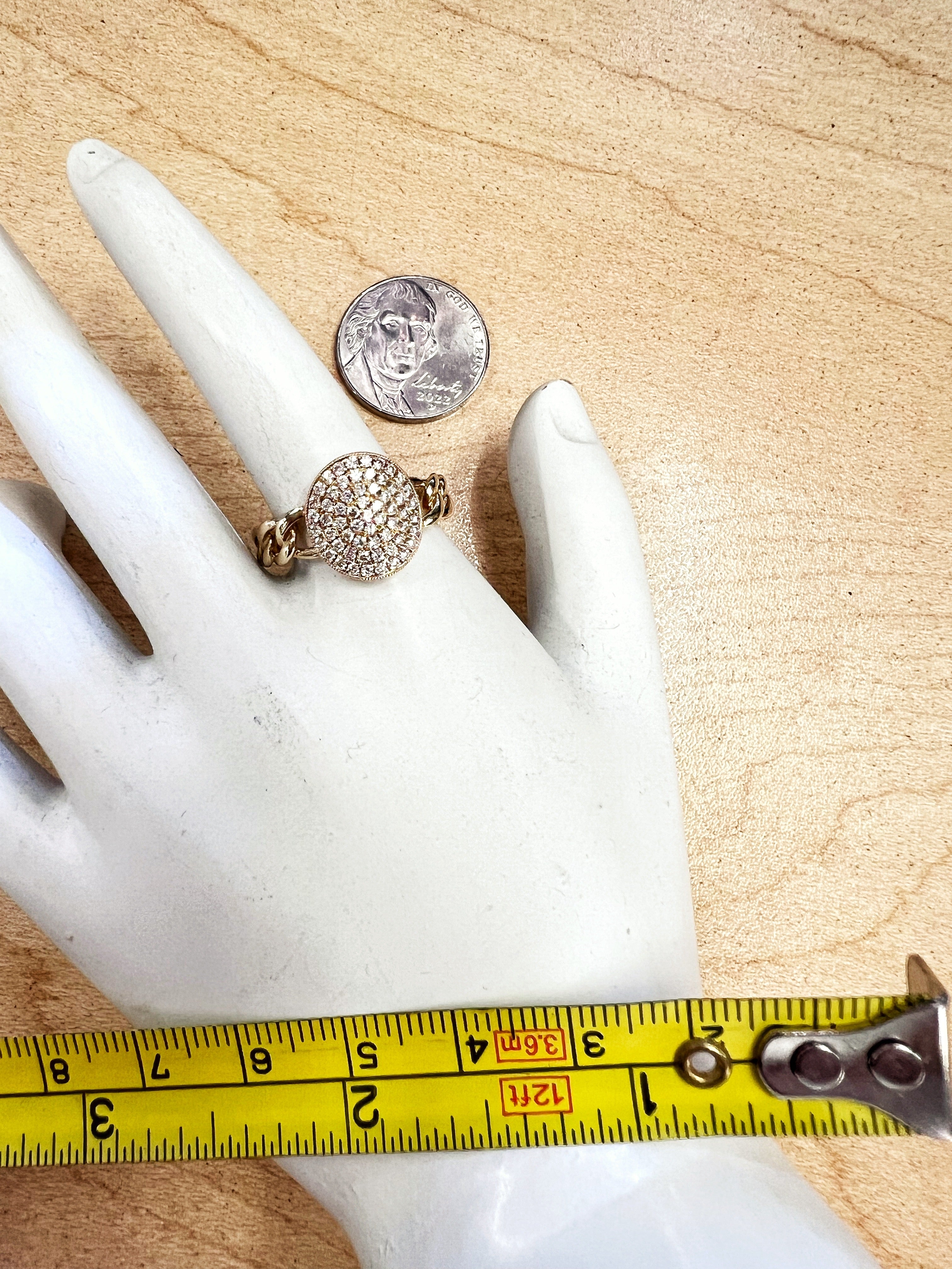 0.39 Carats Diamonds VS2 Set In 14 Karat Yellow Gold Cuban Ring