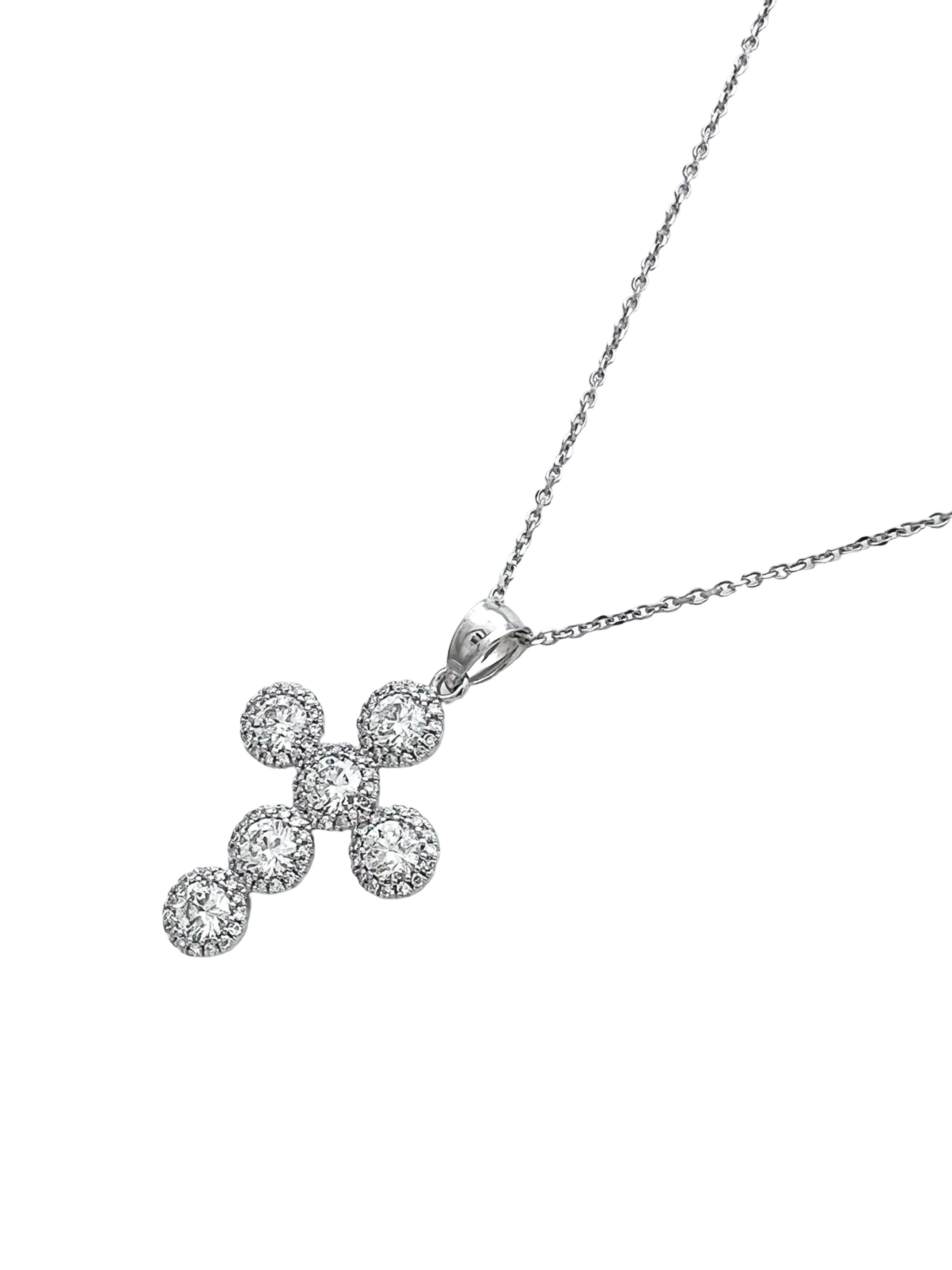 1.72 Carats Diamonds VS2 Set In 14 Karat White Gold With 14 Karat White Gold Diamond-Cut Rolo Chain 17 Inches Adjust 18 Inches