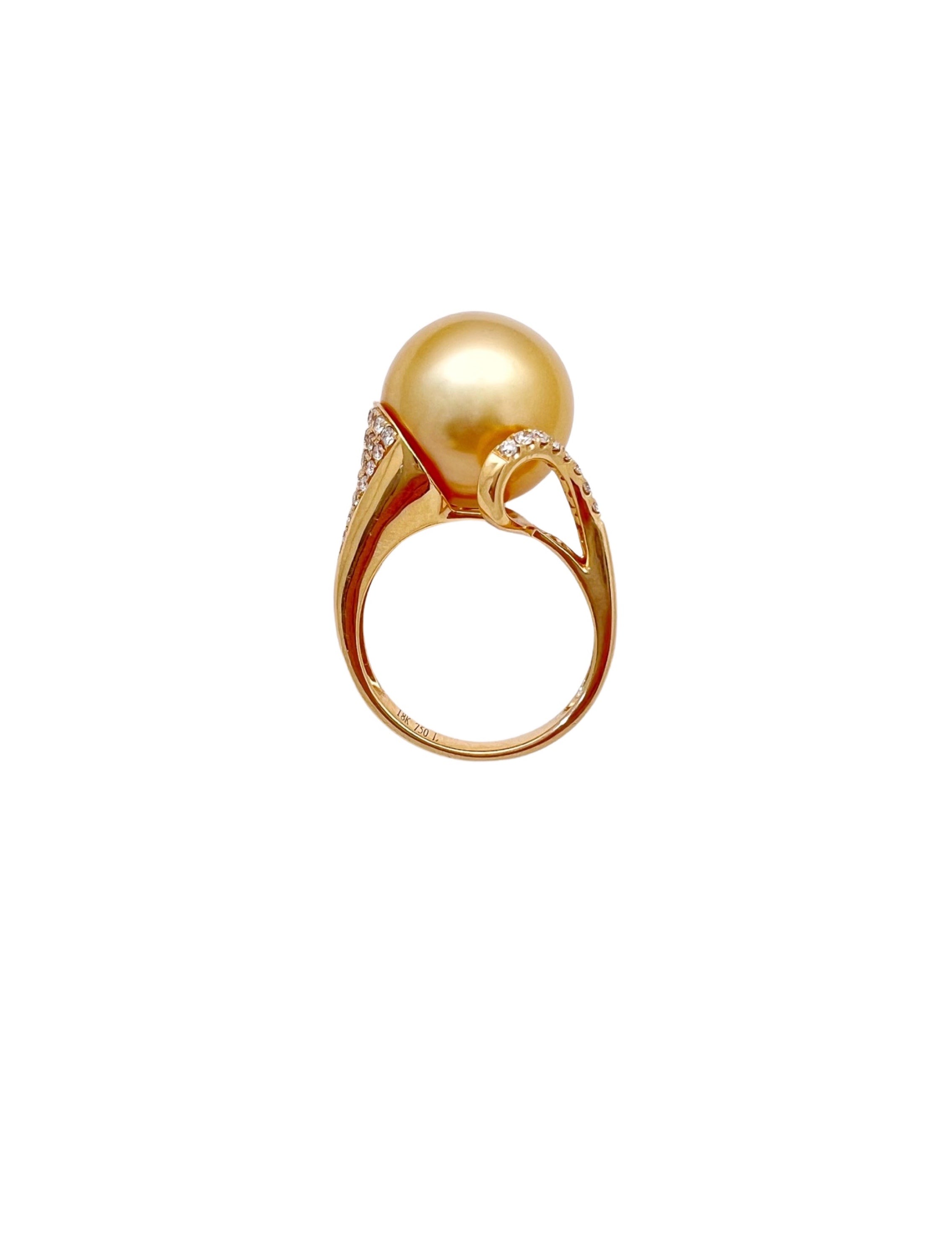 13.9MM Golden South Sea Pearl Certified & 0.31 CTS Diamonds Set In 18 Karat Yellow Gold Ring