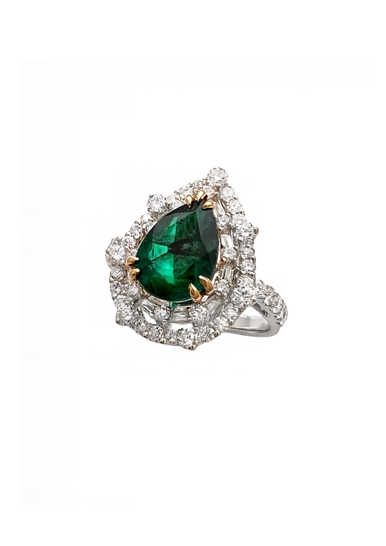 2.10 Carats Trapiche Colombian Emerald, No-Oil (Certified) & 1.28 Carats Diamonds VS2 Set 18K White & Yellow Gold Ring